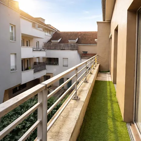 דירה Paris Premium Duplex *